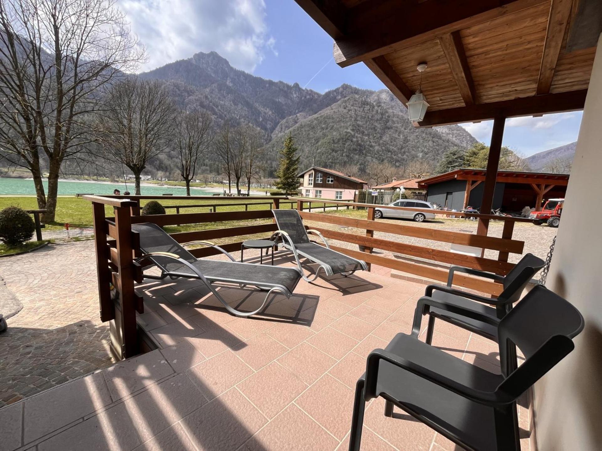 Hotel Lido Pieve Di Ledro Buitenkant foto