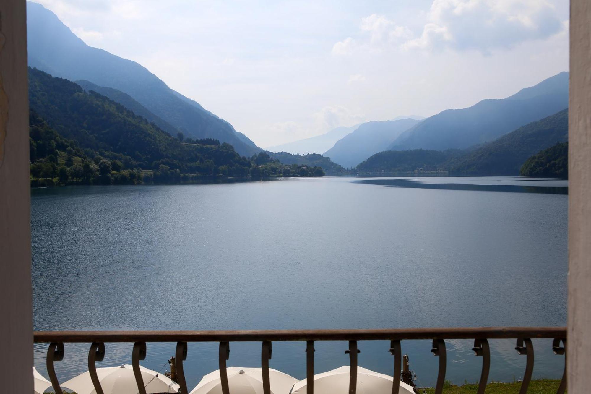 Hotel Lido Pieve Di Ledro Buitenkant foto