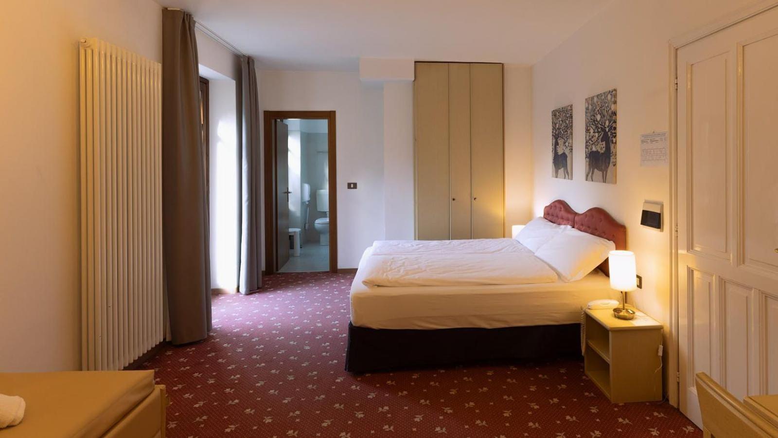 Hotel Lido Pieve Di Ledro Buitenkant foto
